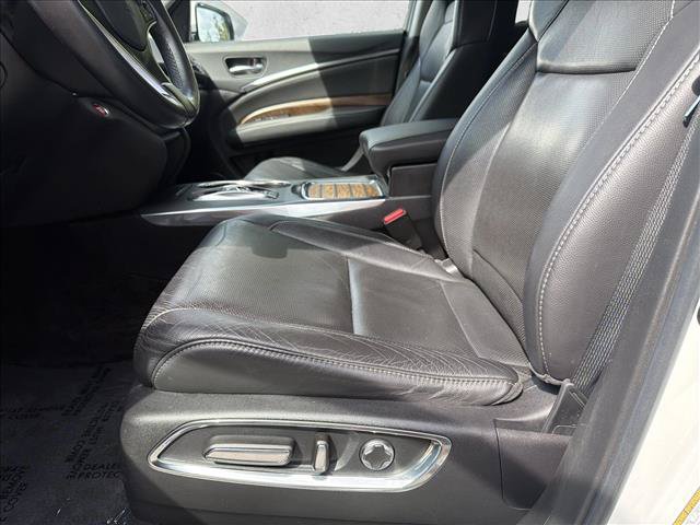 Used 2020 Acura MDX w/ Technology Package AWD/4WD image 13