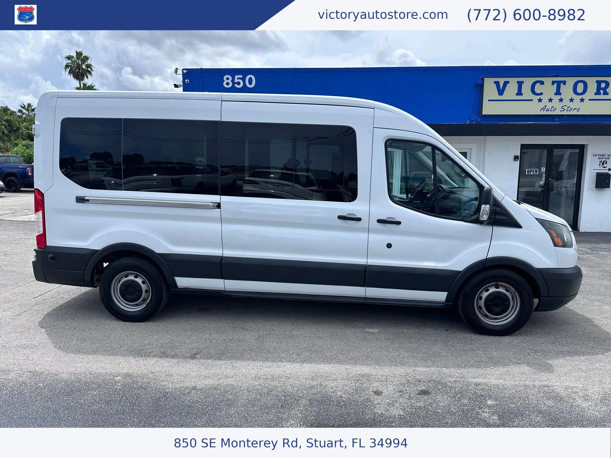 Used 2017 Ford Transit 350 XL RWD image 12