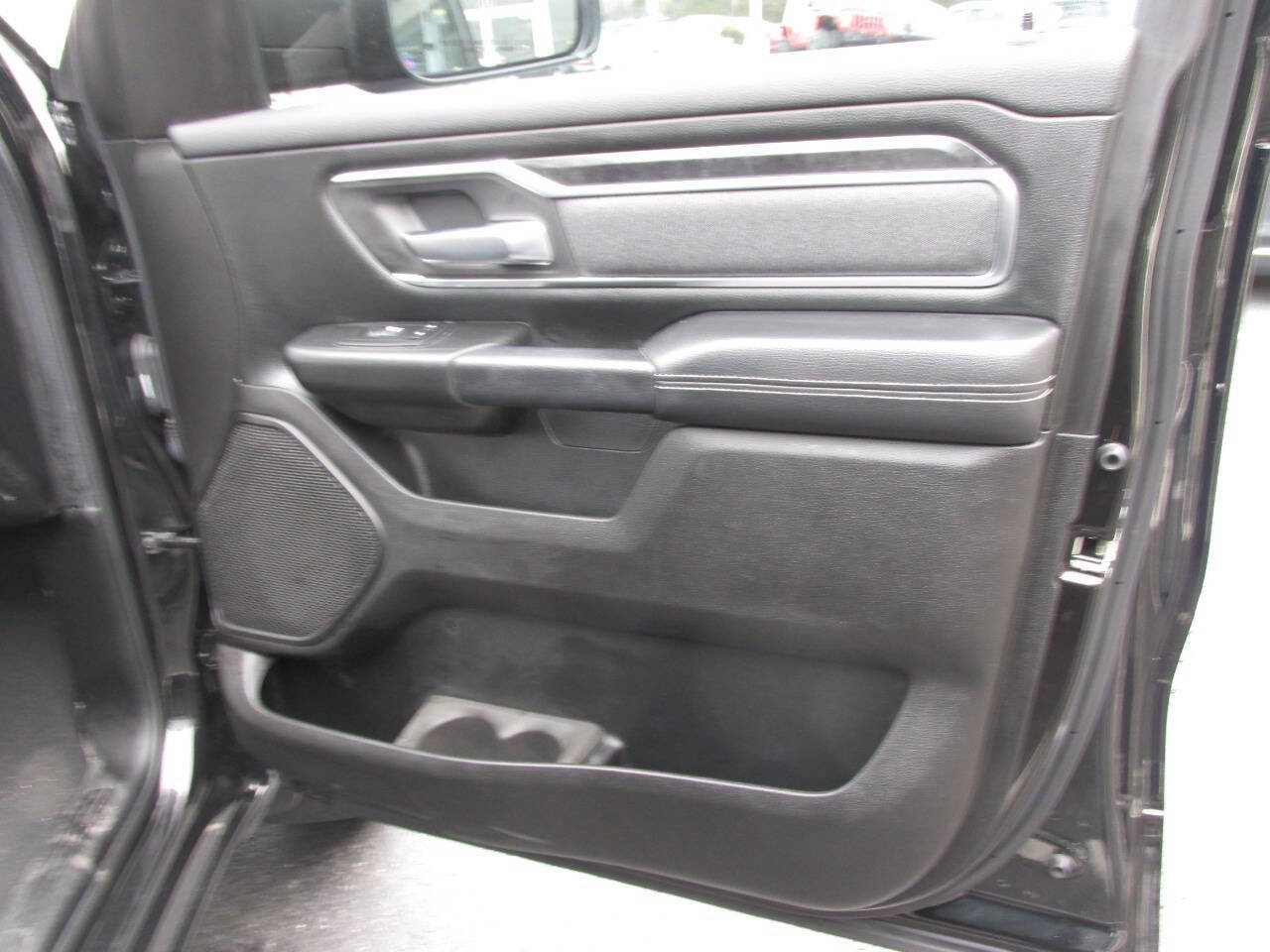 Used 2019 RAM 1500 Big Horn image 23