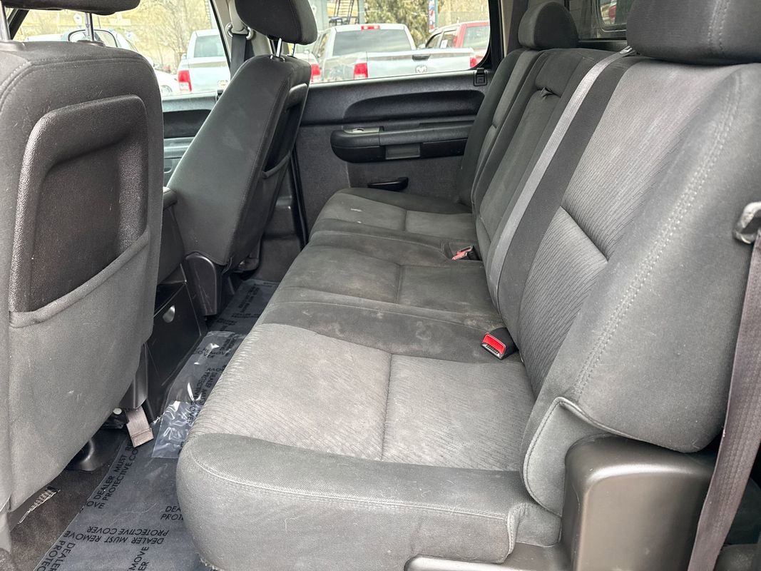 Used 2013 Chevrolet Silverado 2500 LT w/ Interior Plus Package image 30