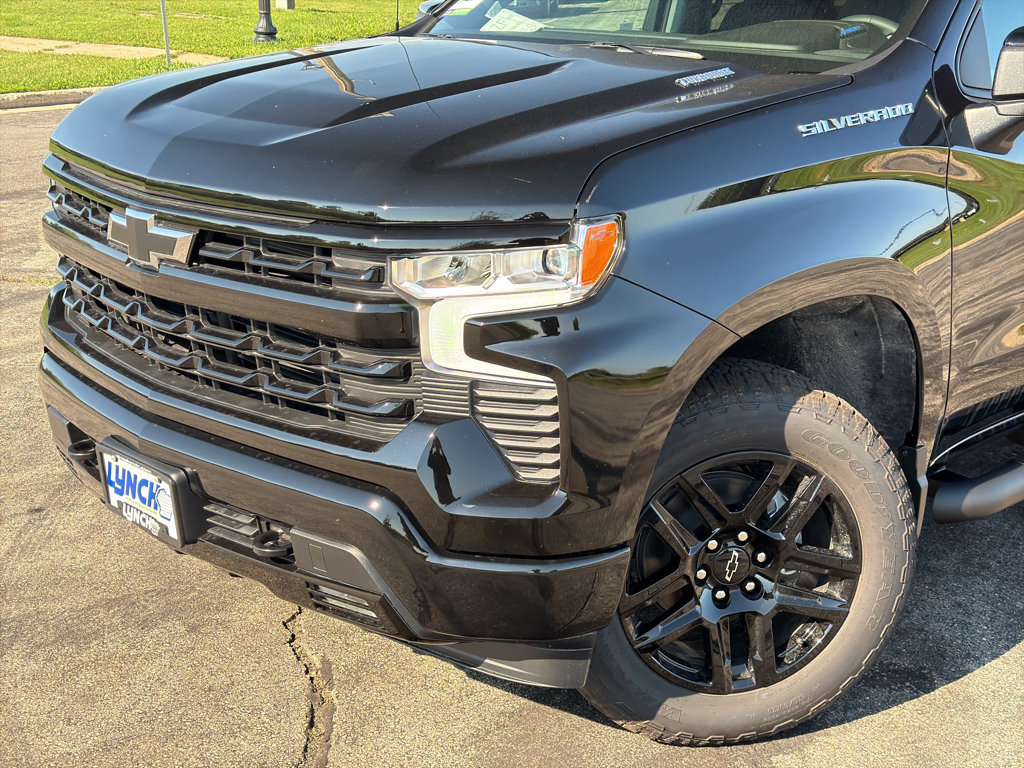 New 2026 Chevrolet Silverado 1500 RST w/ RST Select Package AWD/4WD image 8