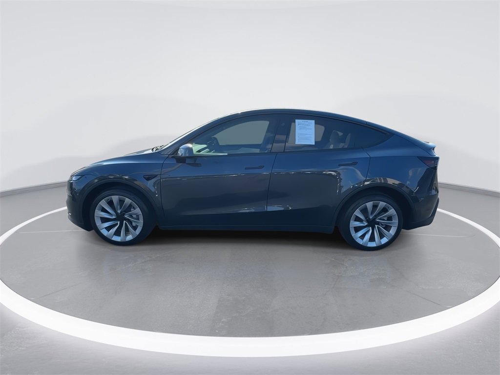 Used 2026 Tesla Model Y Long Range image 5
