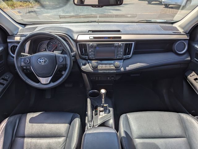 Used 2013 Toyota RAV4 Limited AWD/4WD image 23