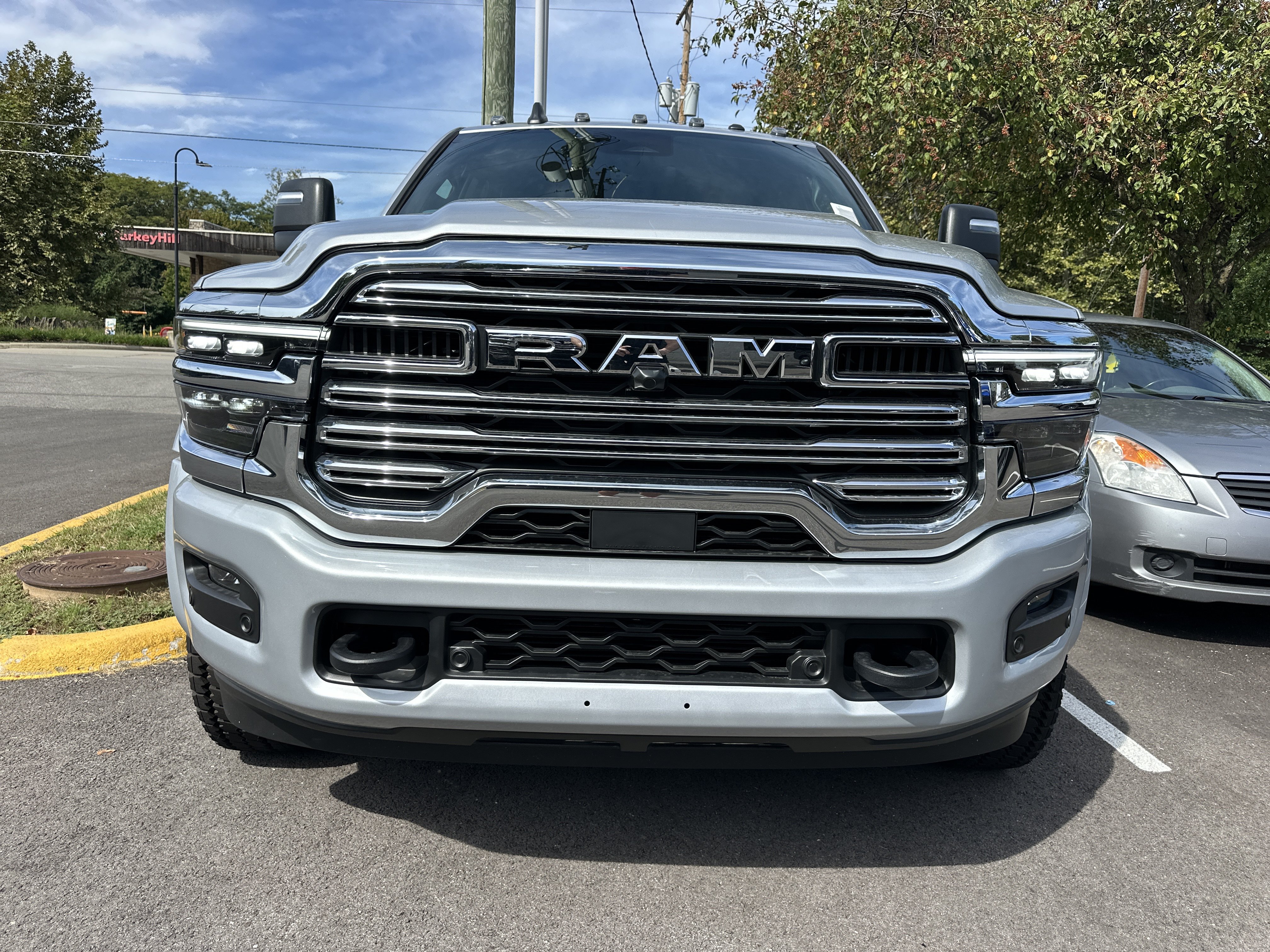 New 2027 RAM 5500 4x4 Crew Cab w/ Laramie Trim Package image 24