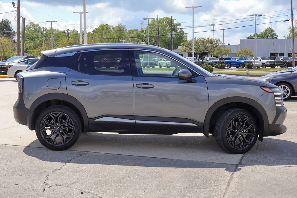 Certified 2025 Nissan Kicks SR image 7