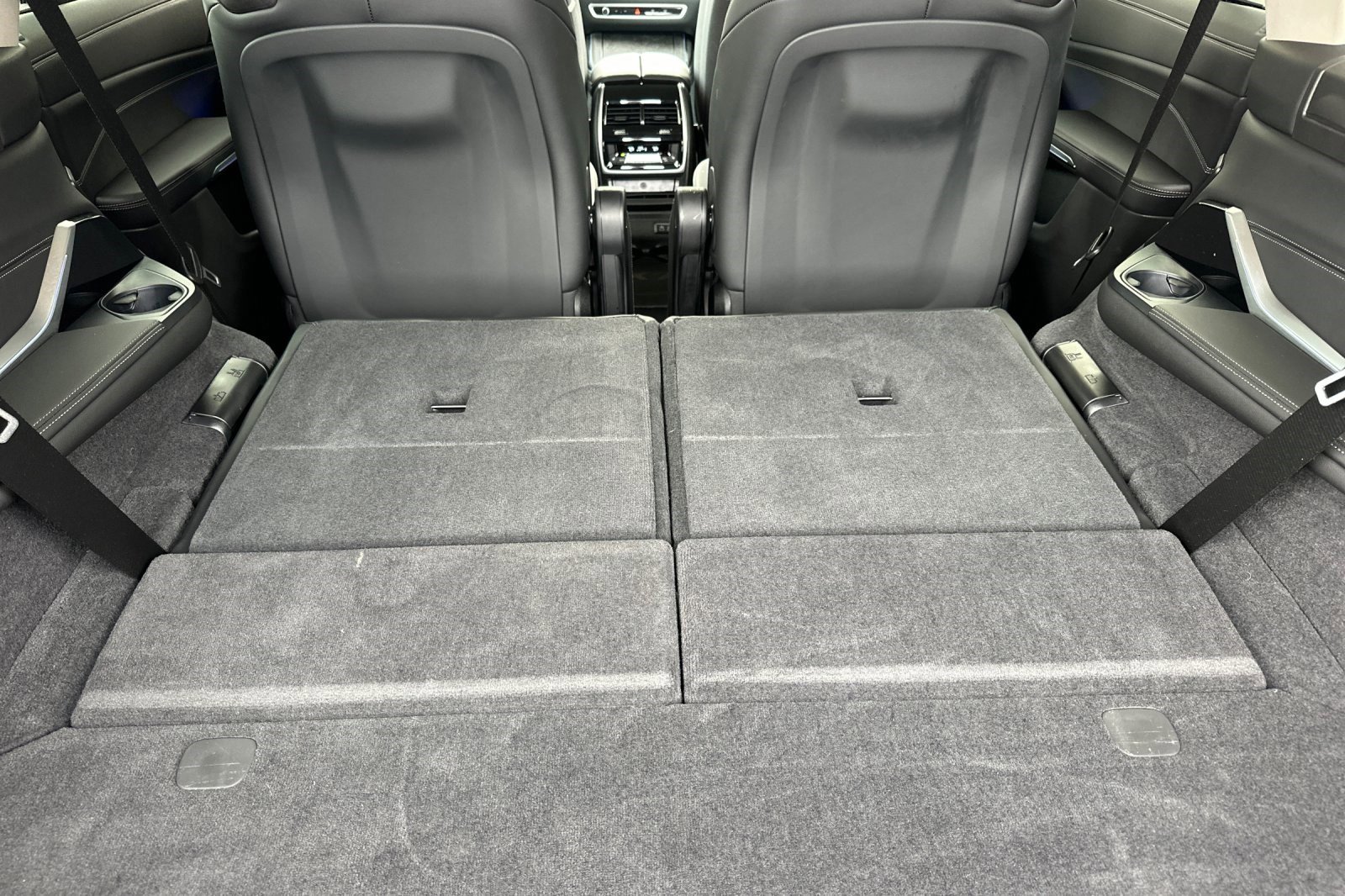 Used 2025 BMW X7 xDrive40i w/ Premium Package image 20