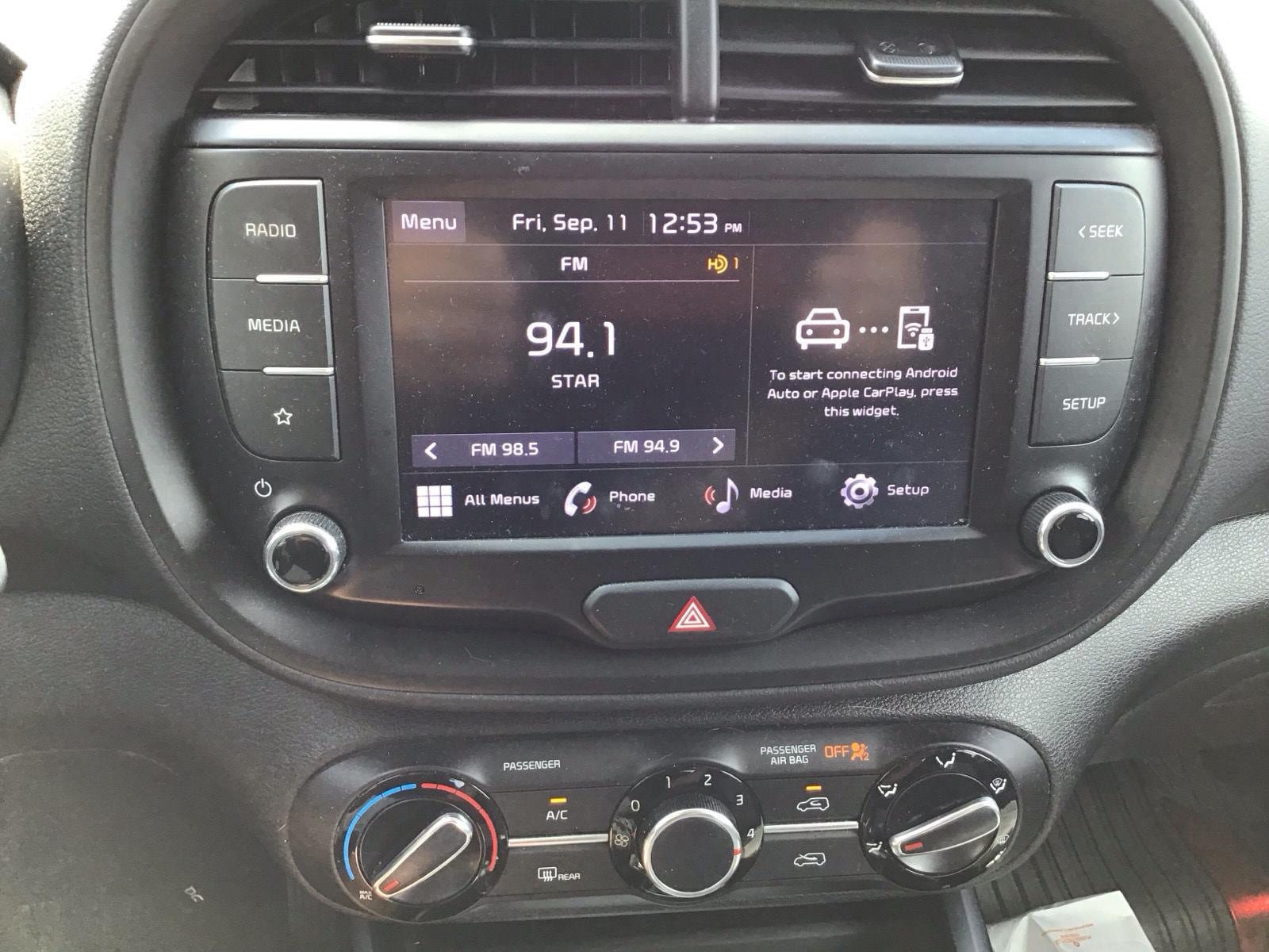Used 2022 Kia Soul LX FWD image 12