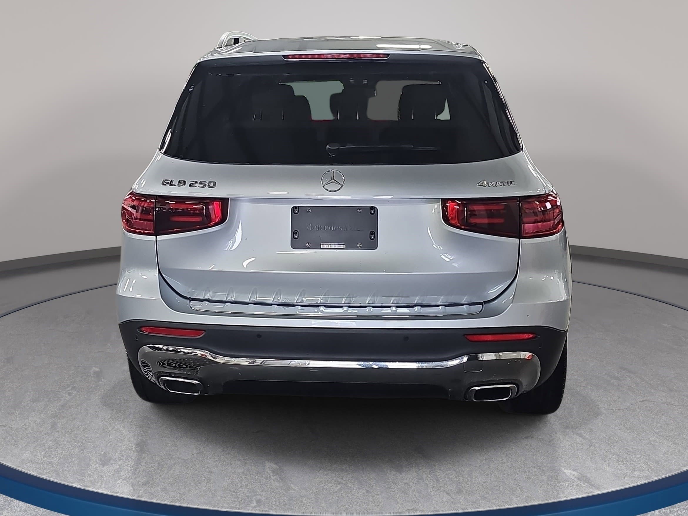 New 2026 Mercedes-Benz GLB 250 4MATIC image 6