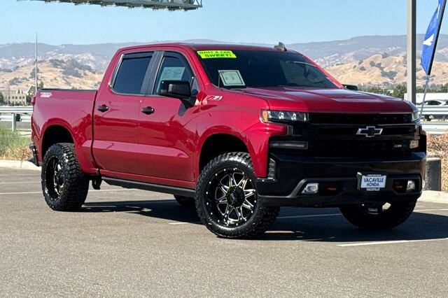 Used 2020 Chevrolet Silverado 1500 LT Trail Boss AWD/4WD image 2