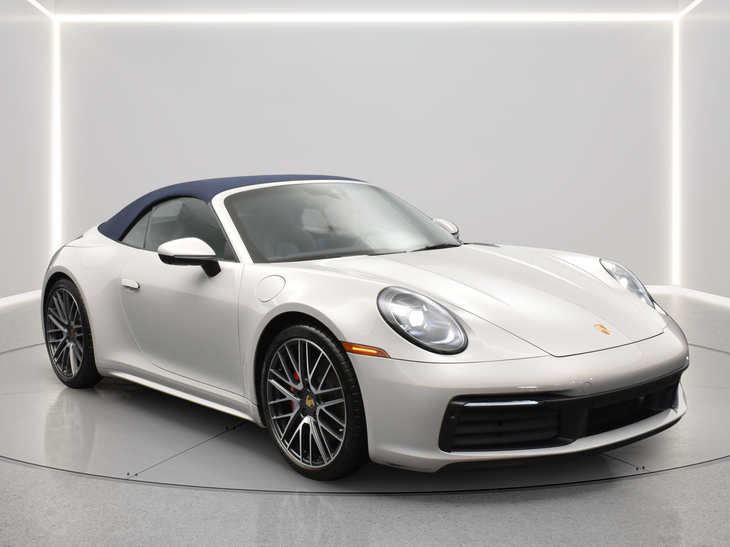 Used 2023 Porsche 911 Carrera S RWD image 4