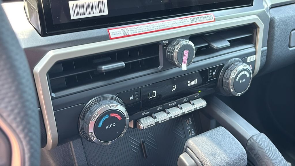 New 2026 Toyota Tacoma TRD Off-Road AWD/4WD image 15