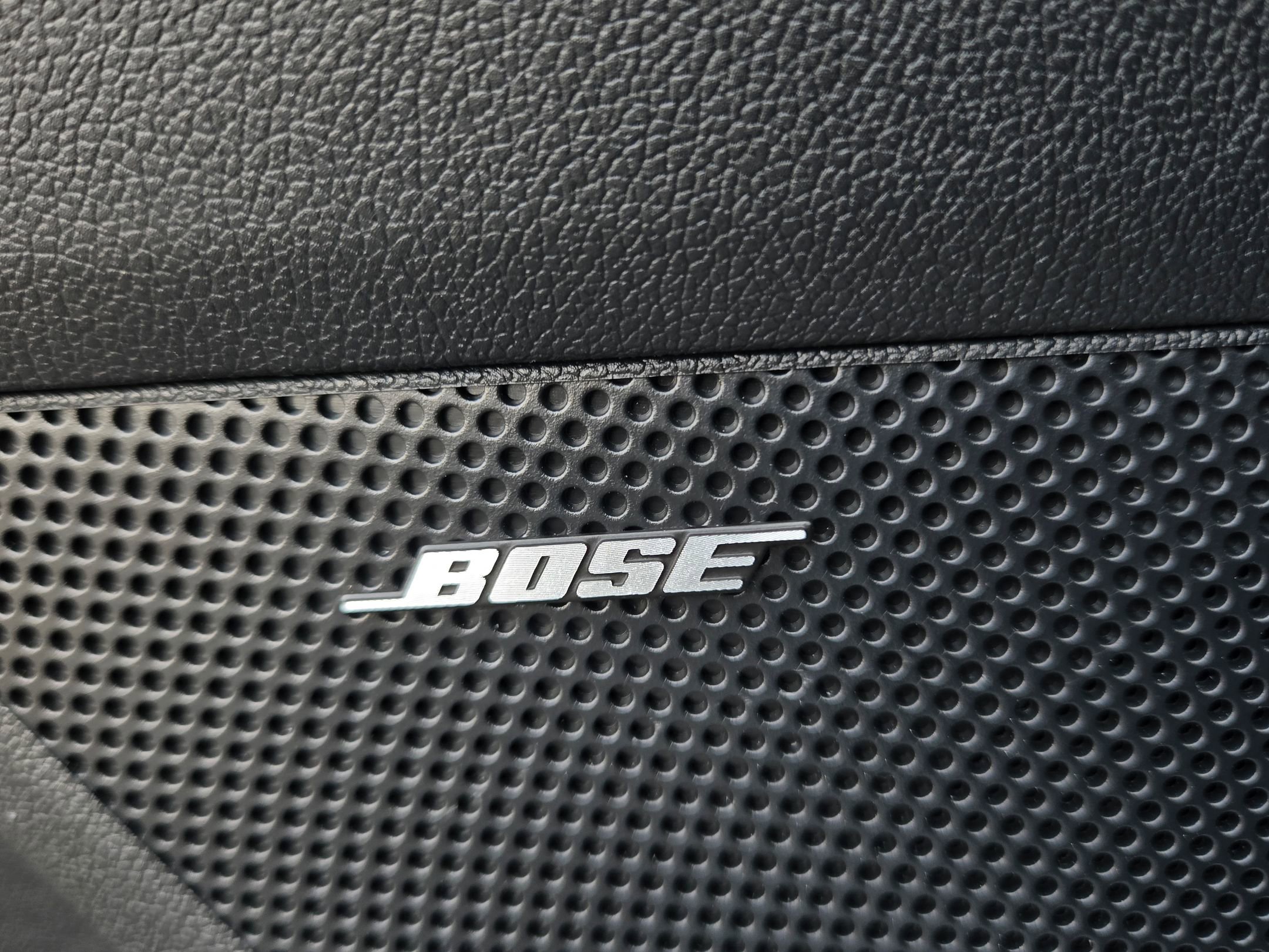 Used 2023 Kia Sorento SX image 21