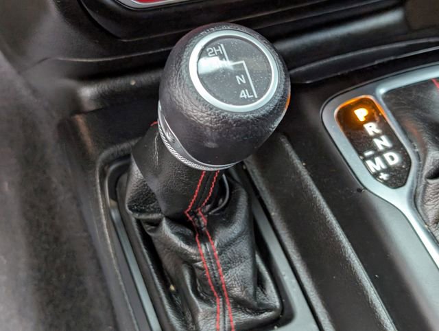 Used 2023 Jeep Gladiator Rubicon w/ Trailer Tow Package image 20