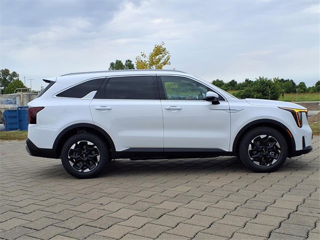New 2026 Kia Sorento S image 28