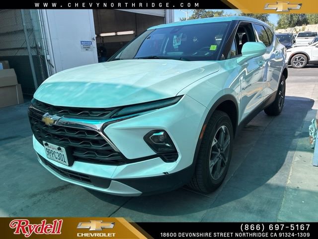 Used 2025 Chevrolet Blazer LT image 1
