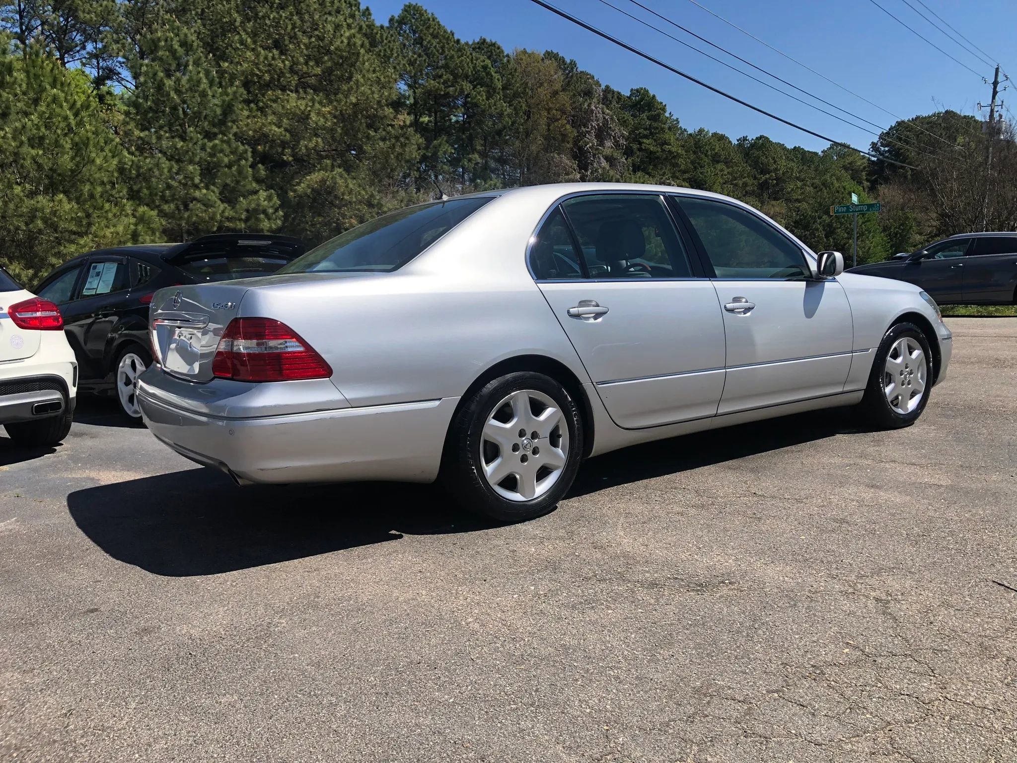 Used 2004 Lexus LS 430 image 3