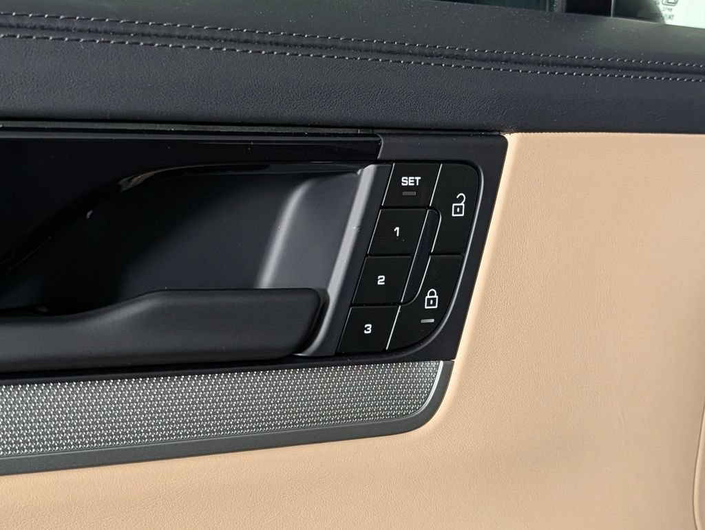 New 2026 Porsche Cayenne AWD/4WD image 26