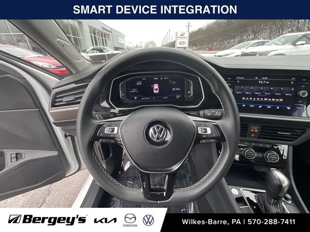 Certified 2021 Volkswagen Jetta SEL Premium FWD image 8