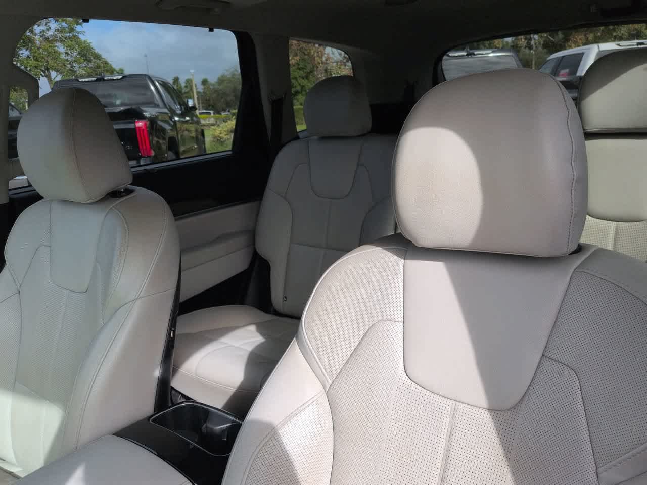 Used 2020 Kia Telluride EX FWD image 8