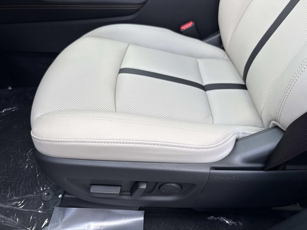 New 2026 MAZDA CX-90 Plug-In Hybrid w/Premium Sport AWD/4WD image 27