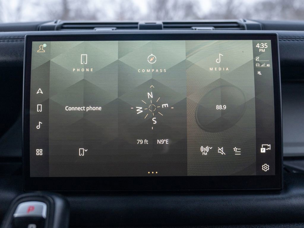 Certified 2023 Land Rover Defender 130 SE image 22