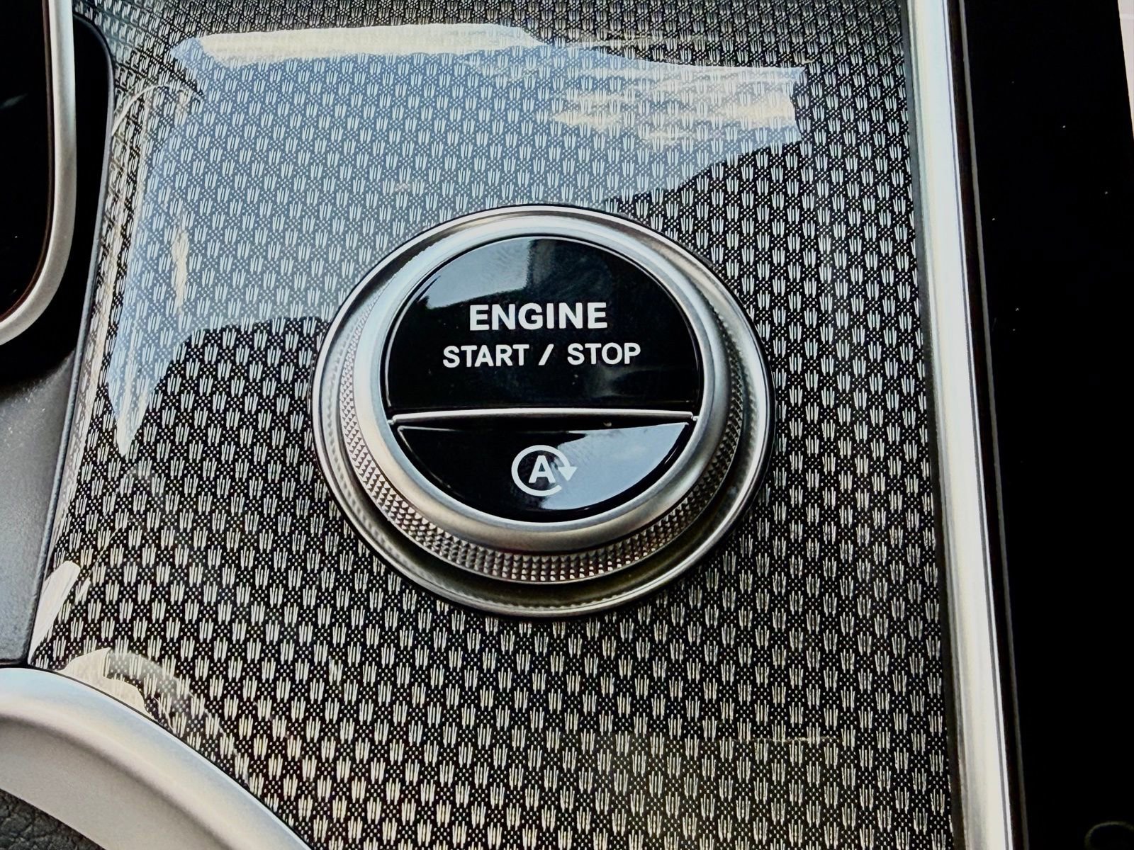 Used 2025 Mercedes-Benz GLC 43 AMG 4MATIC image 39