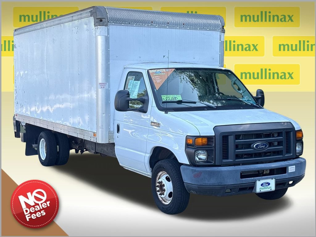 Used 2016 Ford E-350 and Econoline 350 Super Duty w/ Power Windows & Locks Group RWD image 1
