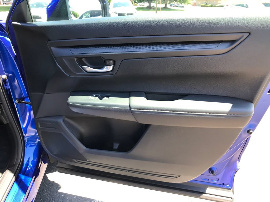 Certified 2025 Honda CR-V LX image 28