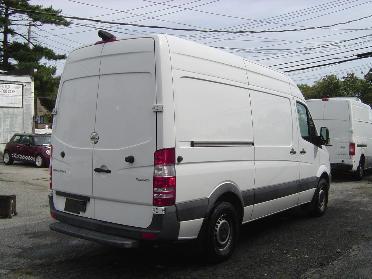 Used 2018 Mercedes-Benz Sprinter 2500 w/ Driver Comfort Package image 3