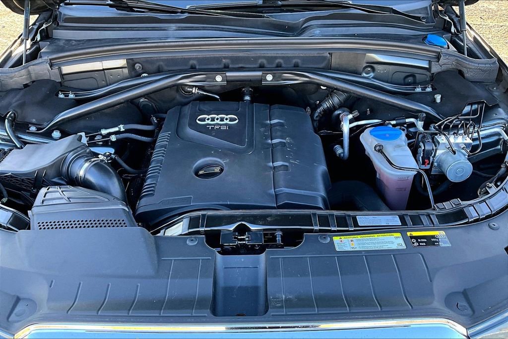 Used 2016 Audi Q5 2.0T Premium Plus w/ Technology Package image 30