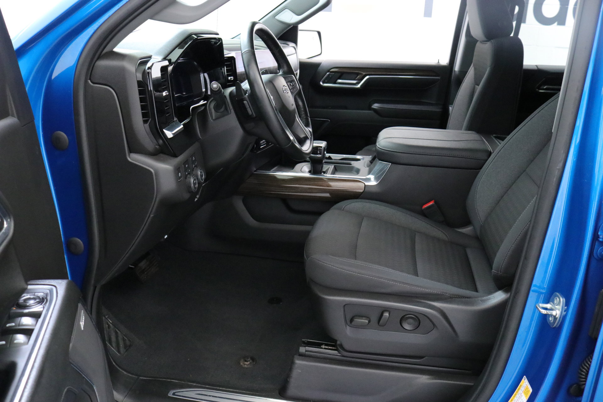 Used 2023 Chevrolet Silverado 1500 RST w/ All Star Edition Plus image 24