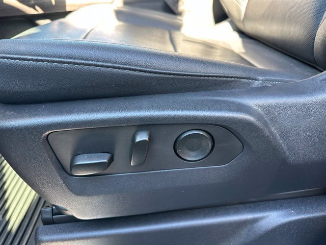 Used 2022 Chevrolet Silverado 1500 LTZ w/ Technology Package AWD/4WD image 10