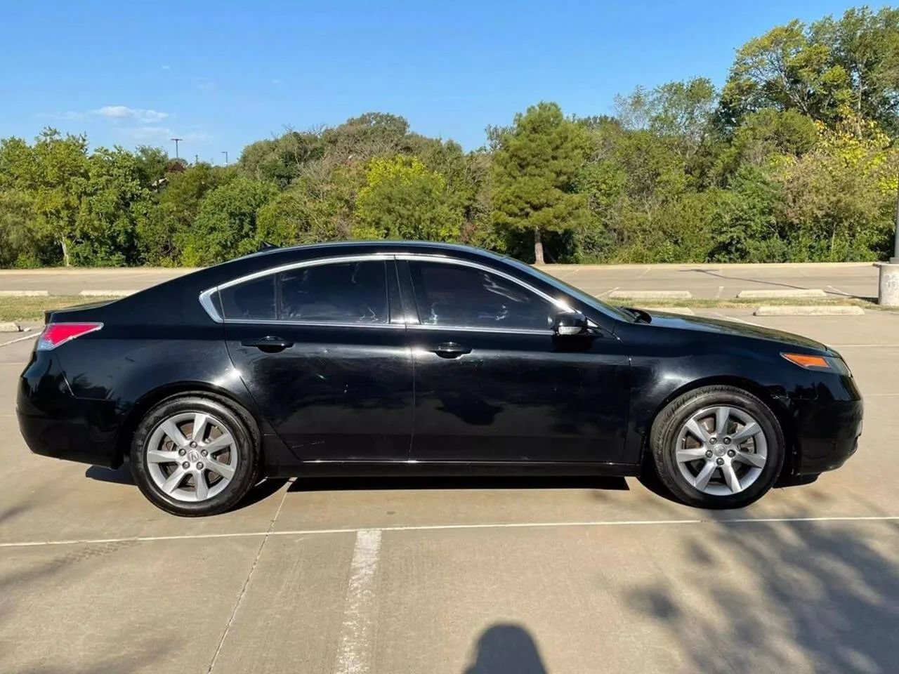 Used 2012 Acura TL w/ Technology Package FWD image 5