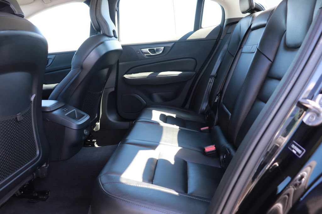 Used 2024 Volvo S60 B5 Core FWD image 14