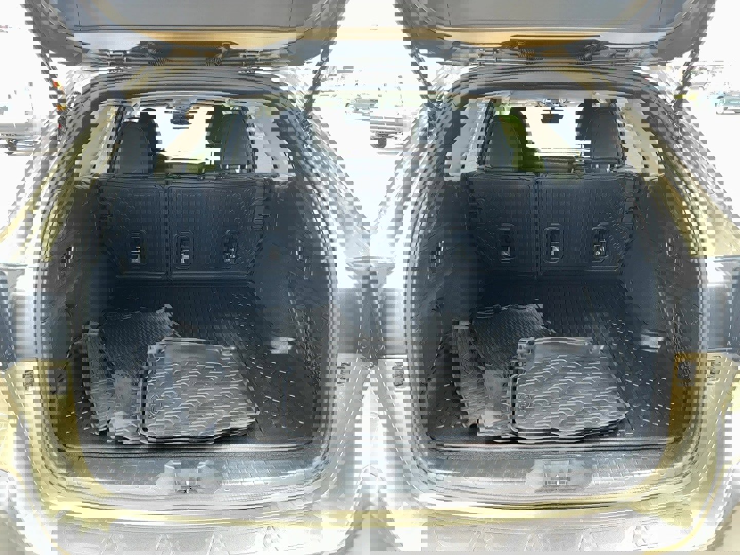 Certified 2023 Subaru Outback Limited w/ Popular Package #2 image 7