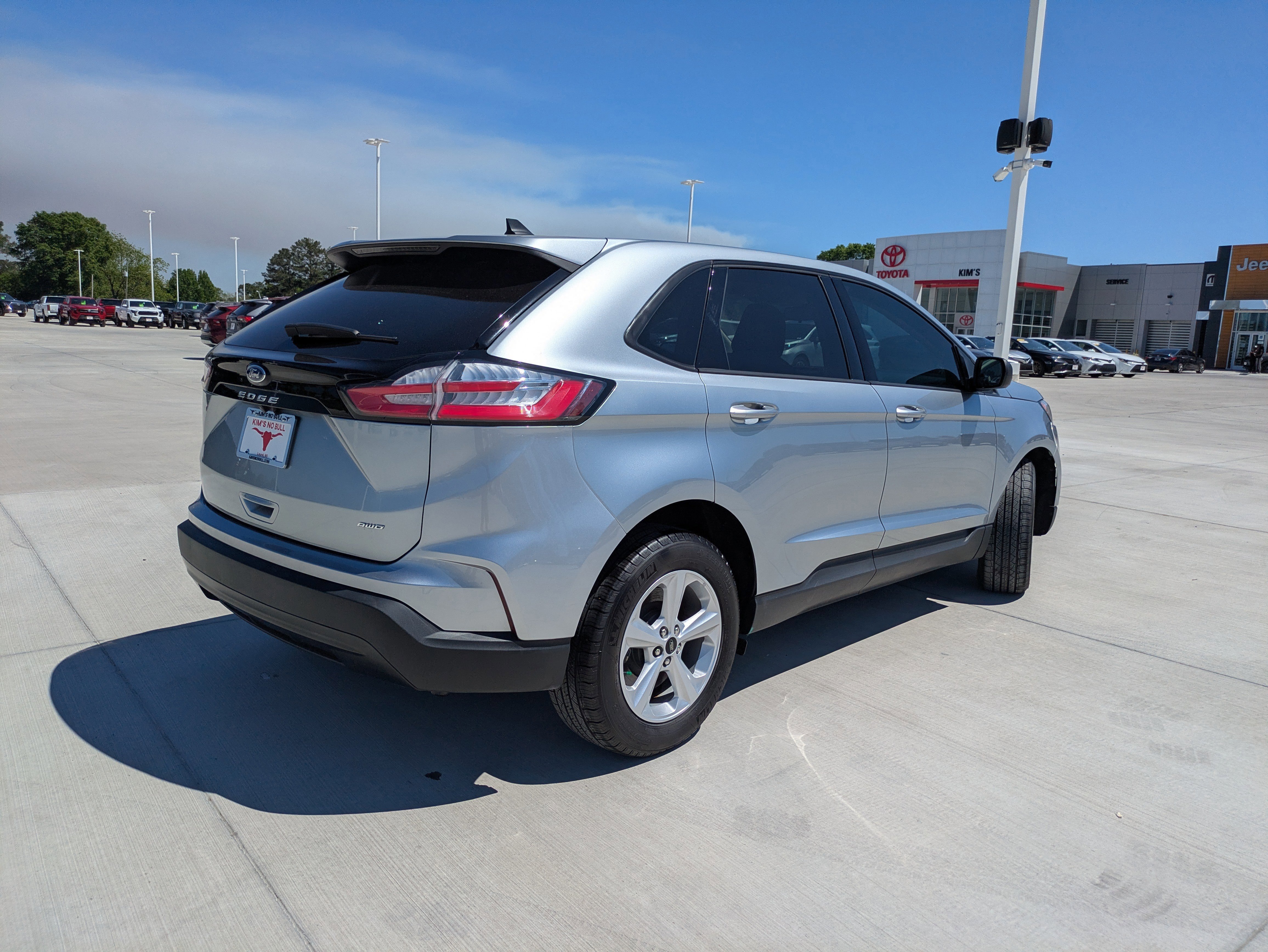 Used 2024 Ford Edge SE AWD/4WD image 7