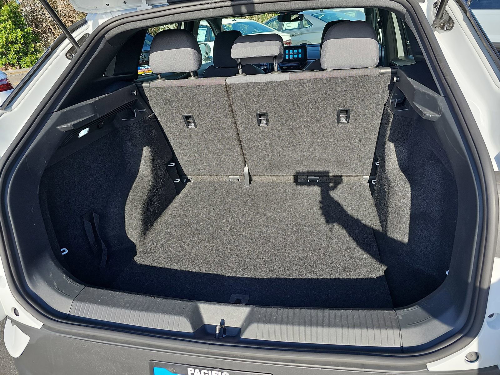 Used 2022 Volkswagen ID.4 Pro AWD/4WD image 12