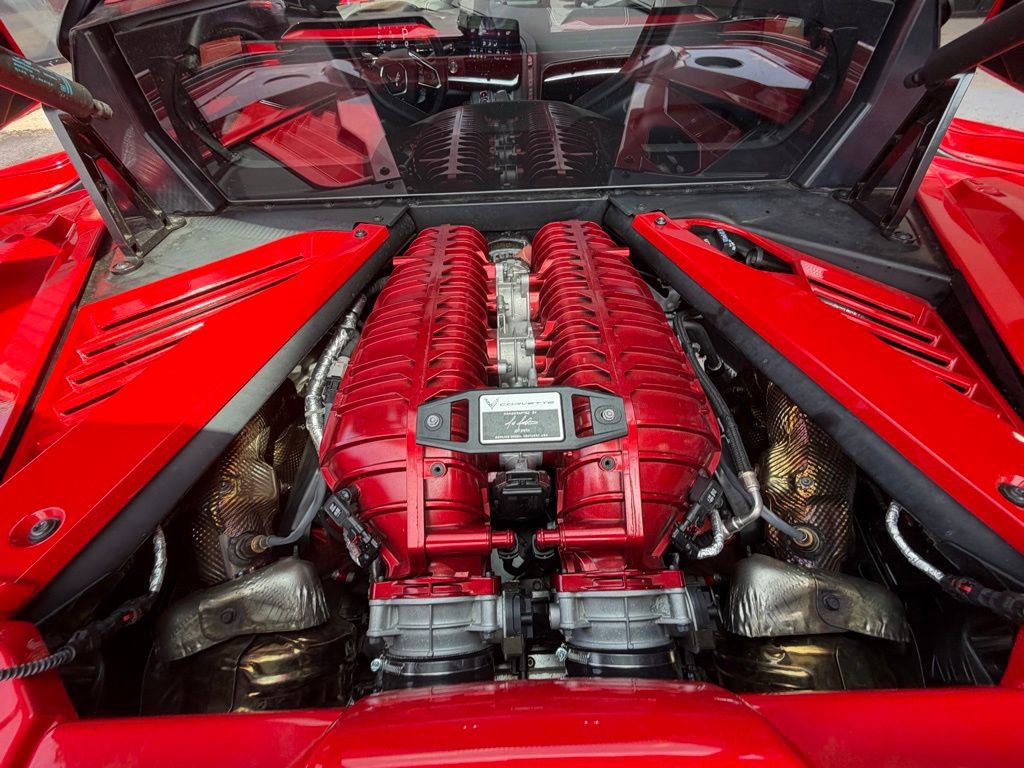 Used 2023 Chevrolet Corvette Z06 RWD image 12
