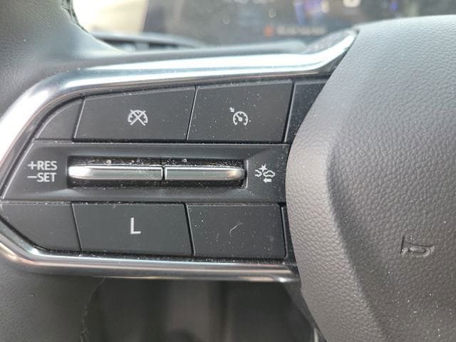 Used 2025 Chevrolet Equinox LT w/ Convenience Package II FWD image 23