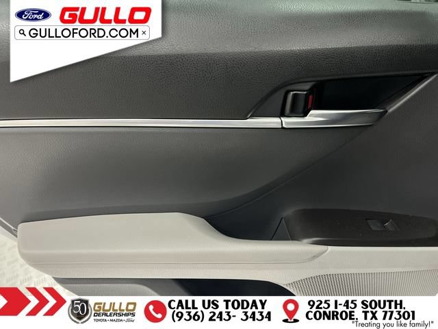 Used 2022 Toyota Camry LE FWD image 16