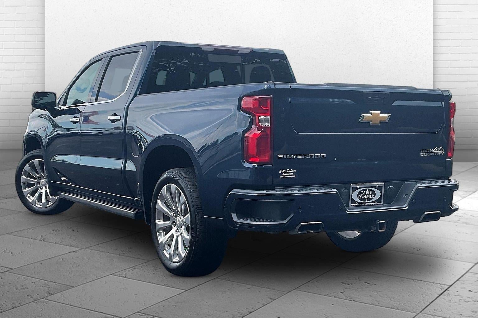 Used 2022 Chevrolet Silverado 1500 High Country w/ Safety Package II AWD/4WD image 11