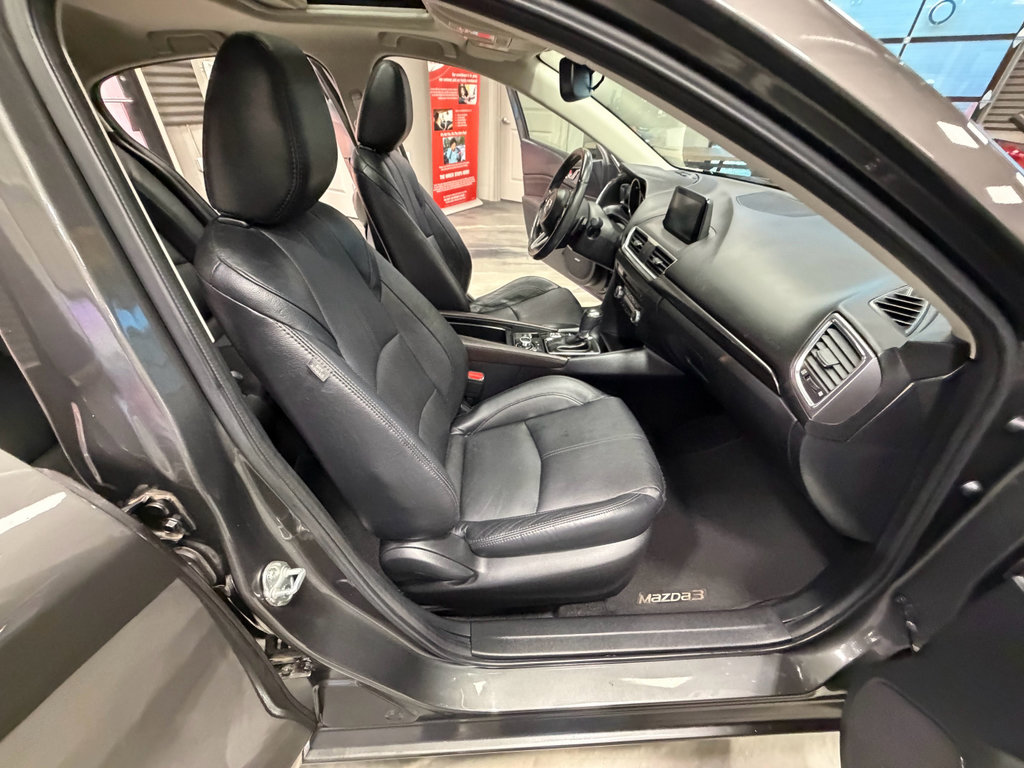 Used 2018 MAZDA MAZDA3 Grand Touring w/ Premium Equipment Package image 43
