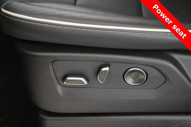 Used 2025 Cadillac Escalade ESV Premium Luxury w/ Touring Package image 21