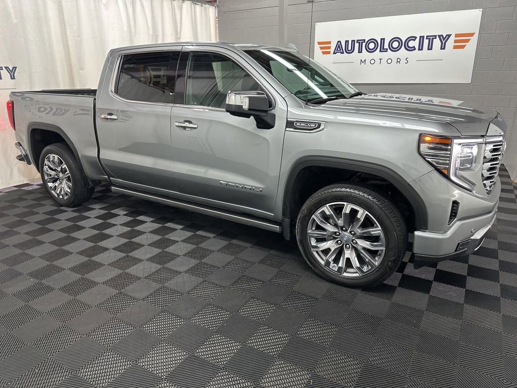 Used 2024 GMC Sierra 1500 Denali w/ Denali Reserve Package AWD/4WD image 3