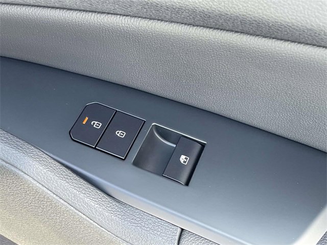 New 2026 Kia Sportage EX image 13