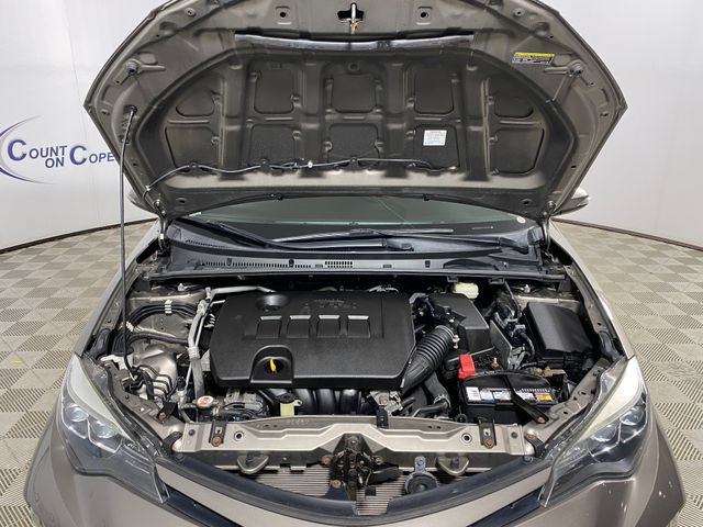 Certified 2018 Toyota Corolla SE w/ SE Premium Package FWD image 22