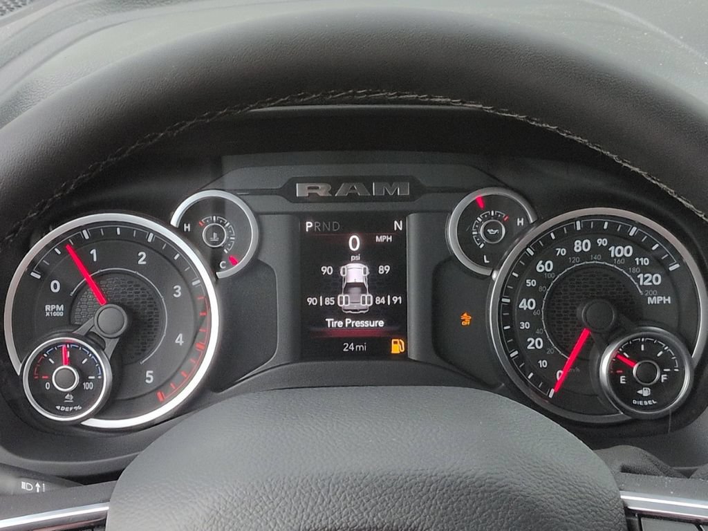 New 2026 RAM 3500 Big Horn AWD/4WD image 18