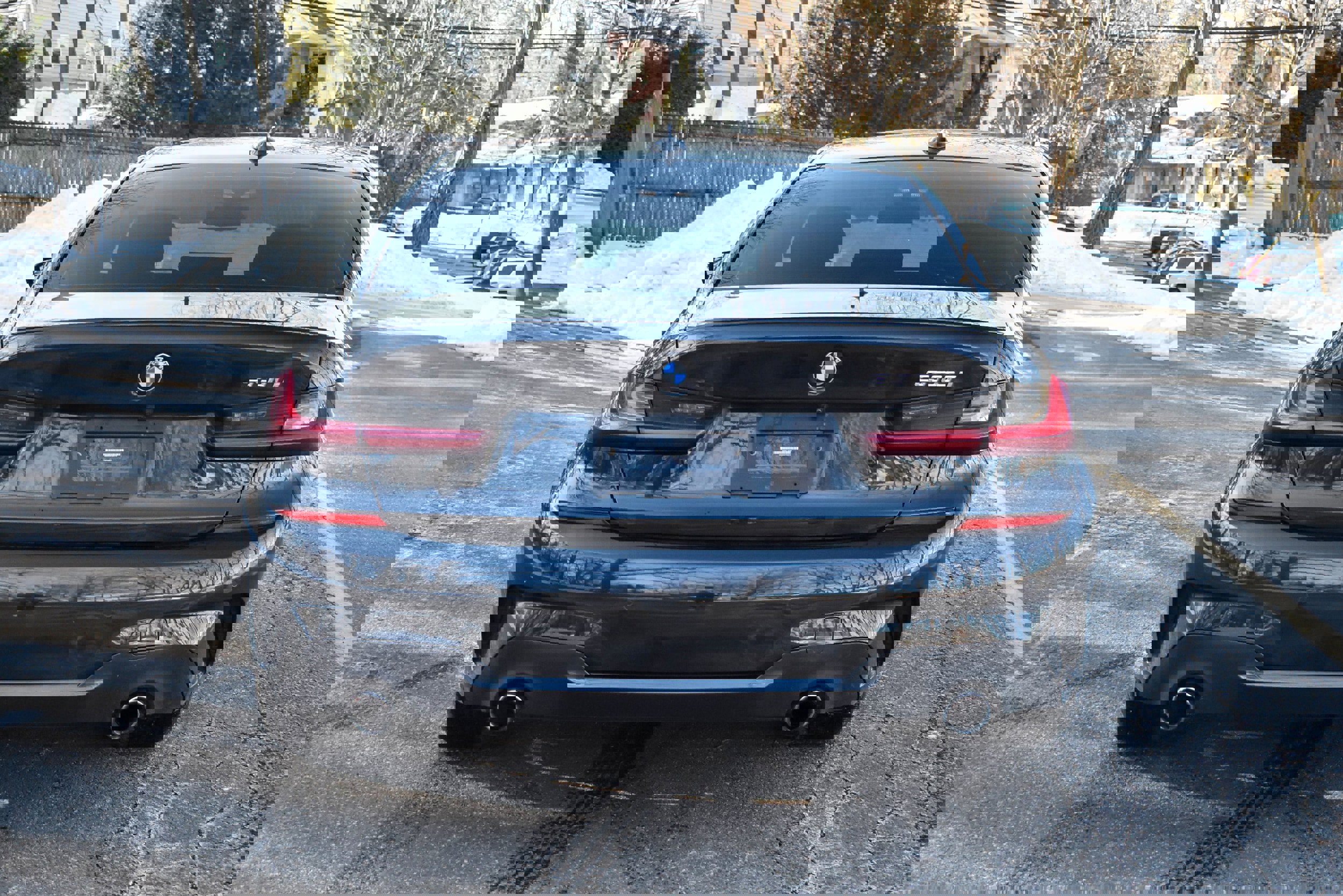 Used 2022 BMW 330i Sedan w/ M Sport Package image 7