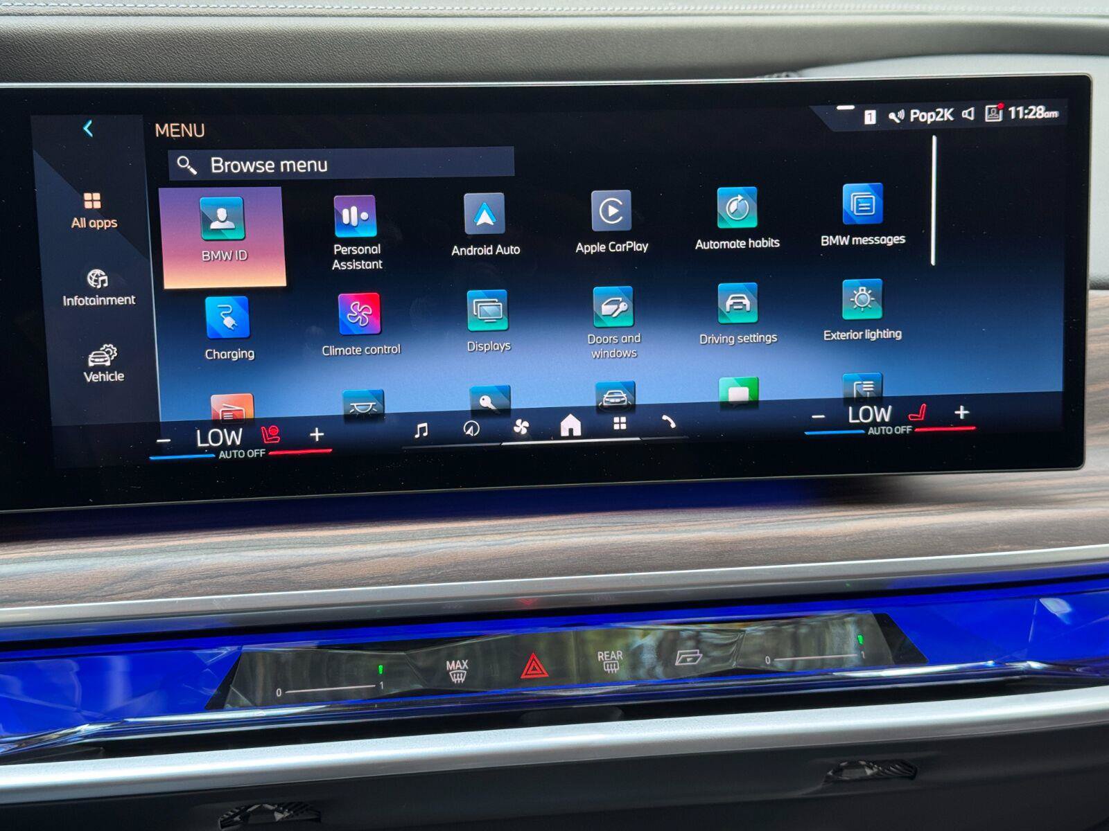 Used 2023 BMW i7 xDrive60 w/ Executive Package 2 AWD/4WD image 28