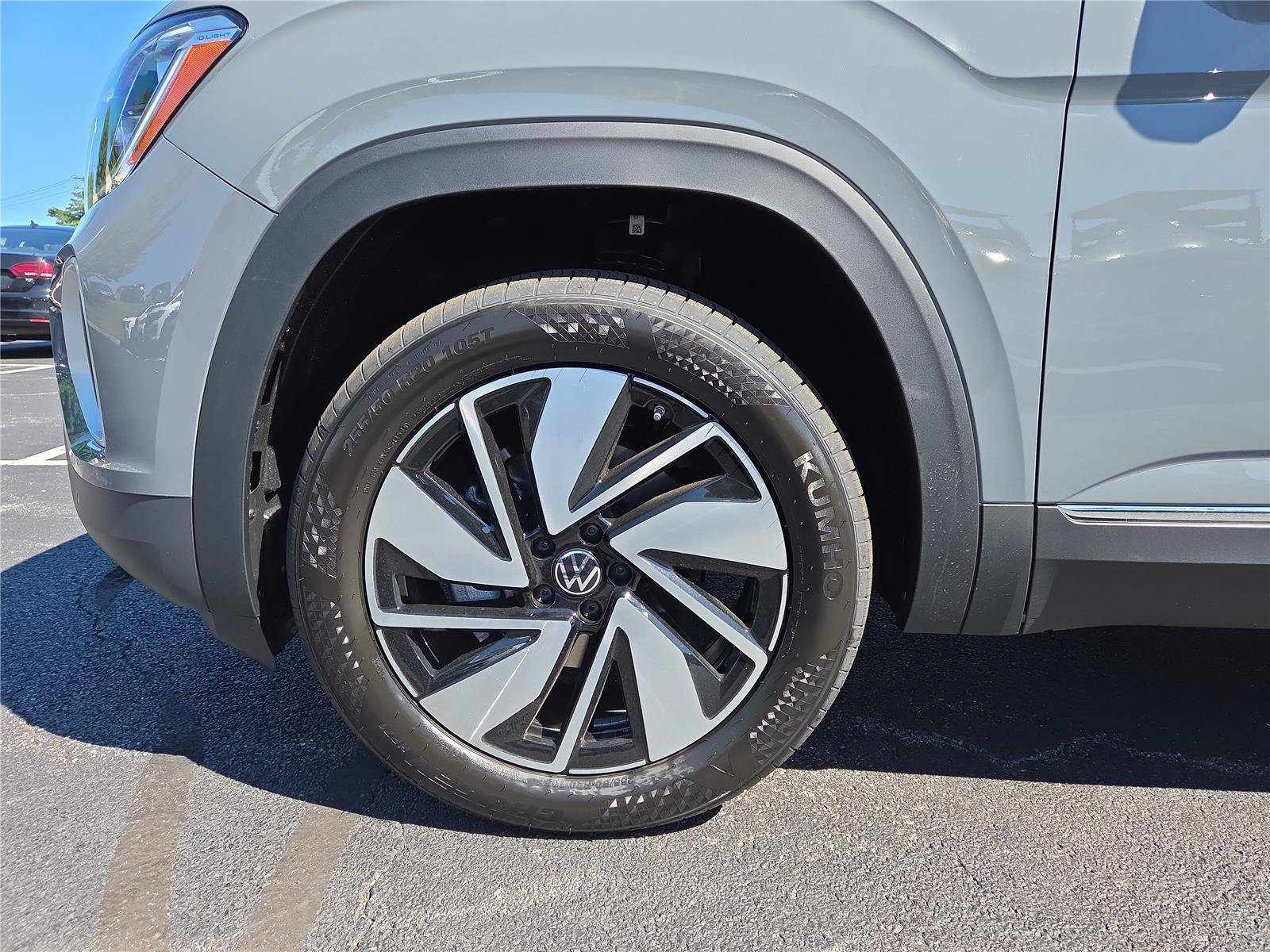 New 2026 Volkswagen Atlas SEL AWD/4WD image 10